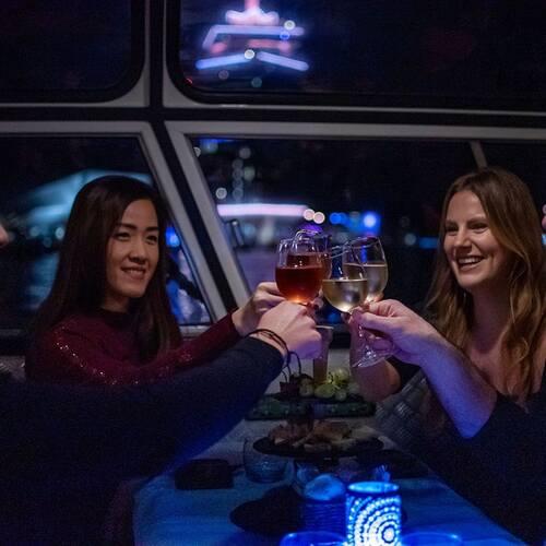 Amsterdam : croisière vin et fromage sur le canal depuis la gare centrale