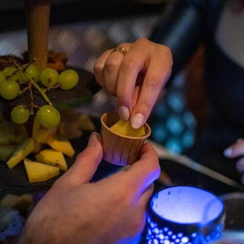 778 - Croisière vin fromage sur le canal depuis la gare